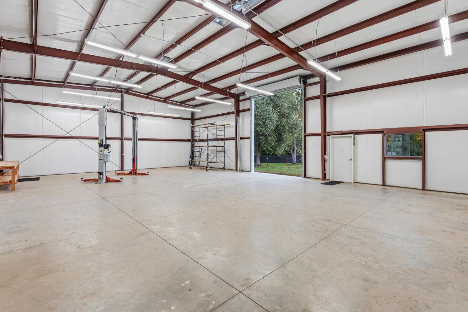 45012 Mockingbird Ln, Oakhurst, CA 93644