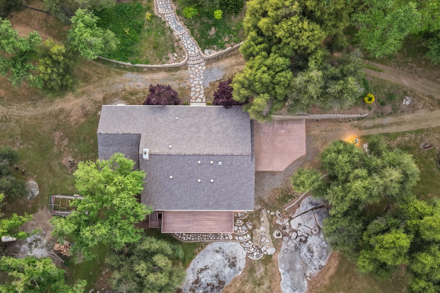 45012 Mockingbird Ln, Oakhurst, CA 93644