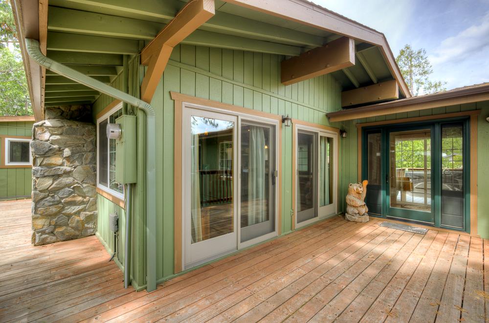 39410 Manzanita Dr, Oakhurst, CA 93644