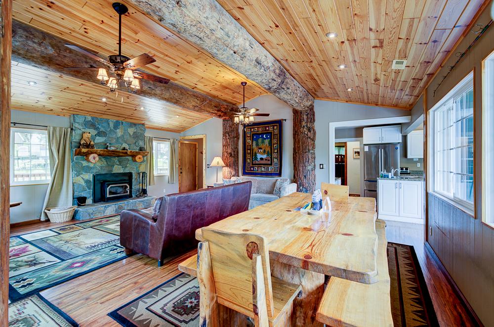 39410 Manzanita Dr, Oakhurst, CA 93644