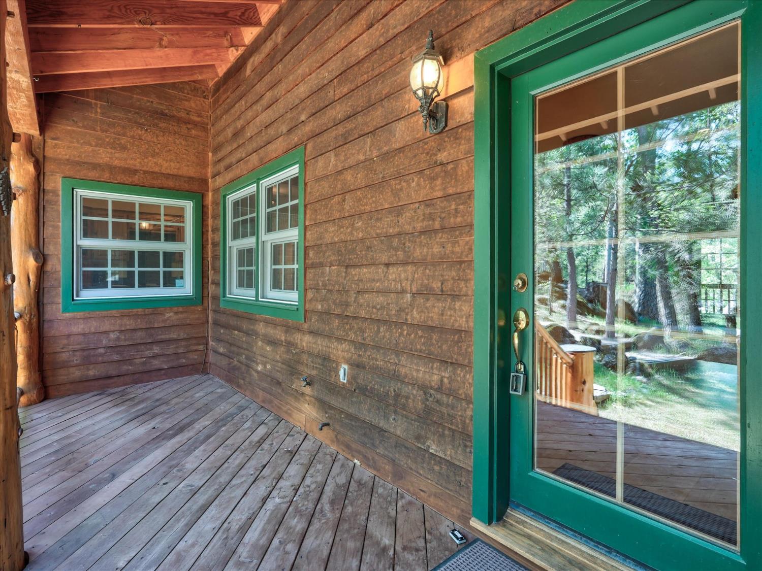 37733 37736 Black Ranch Rd, Oakhurst, CA 93644