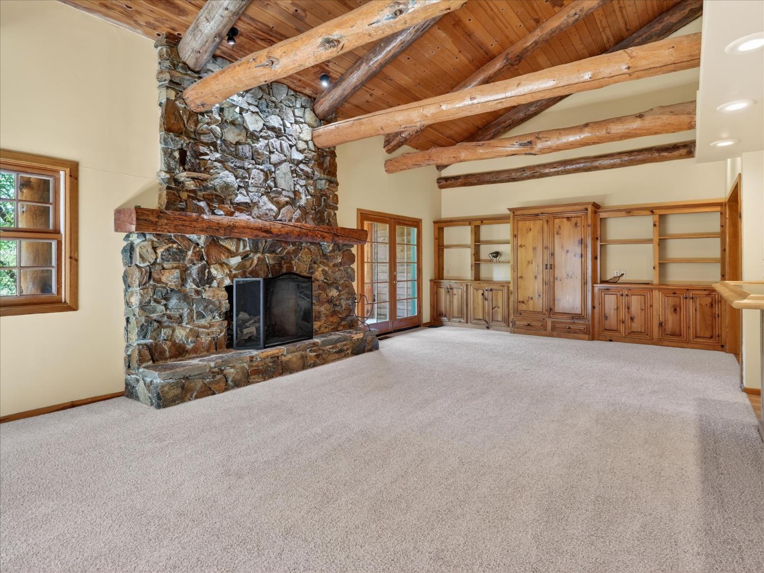 37733 37736 Black Ranch Rd, Oakhurst, CA 93644