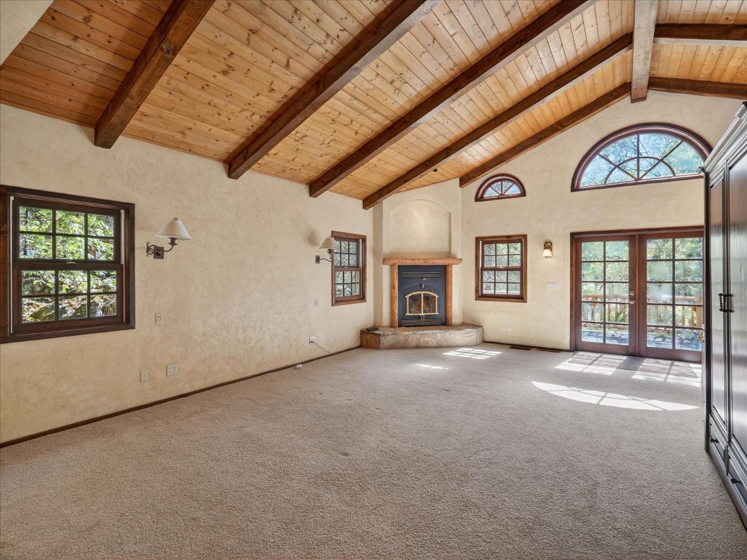 37733 37736 Black Ranch Rd, Oakhurst, CA 93644