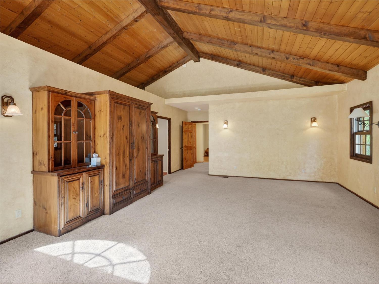 37733 37736 Black Ranch Rd, Oakhurst, CA 93644