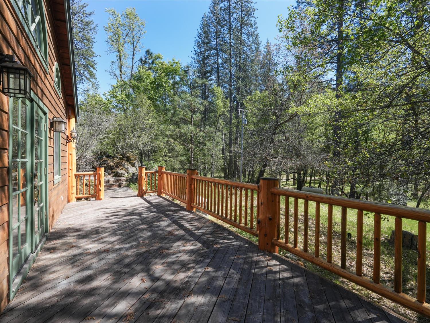 37733 37736 Black Ranch Rd, Oakhurst, CA 93644