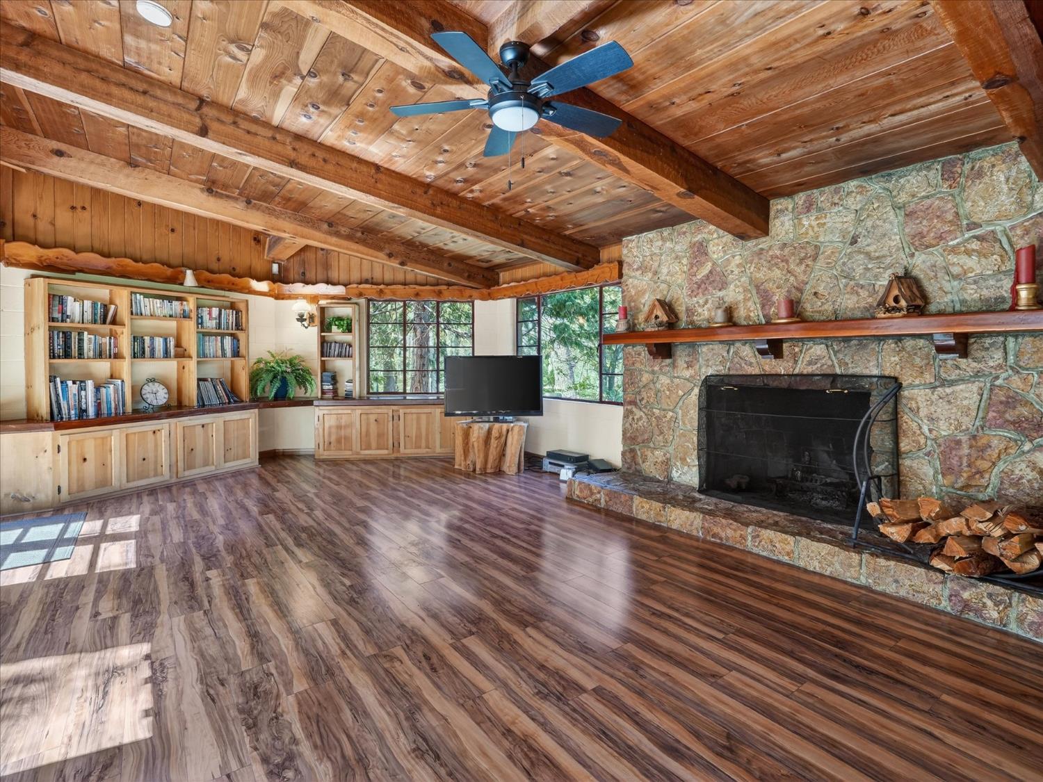 37733 37736 Black Ranch Rd, Oakhurst, CA 93644