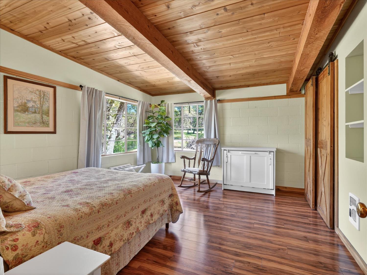 37733 37736 Black Ranch Rd, Oakhurst, CA 93644