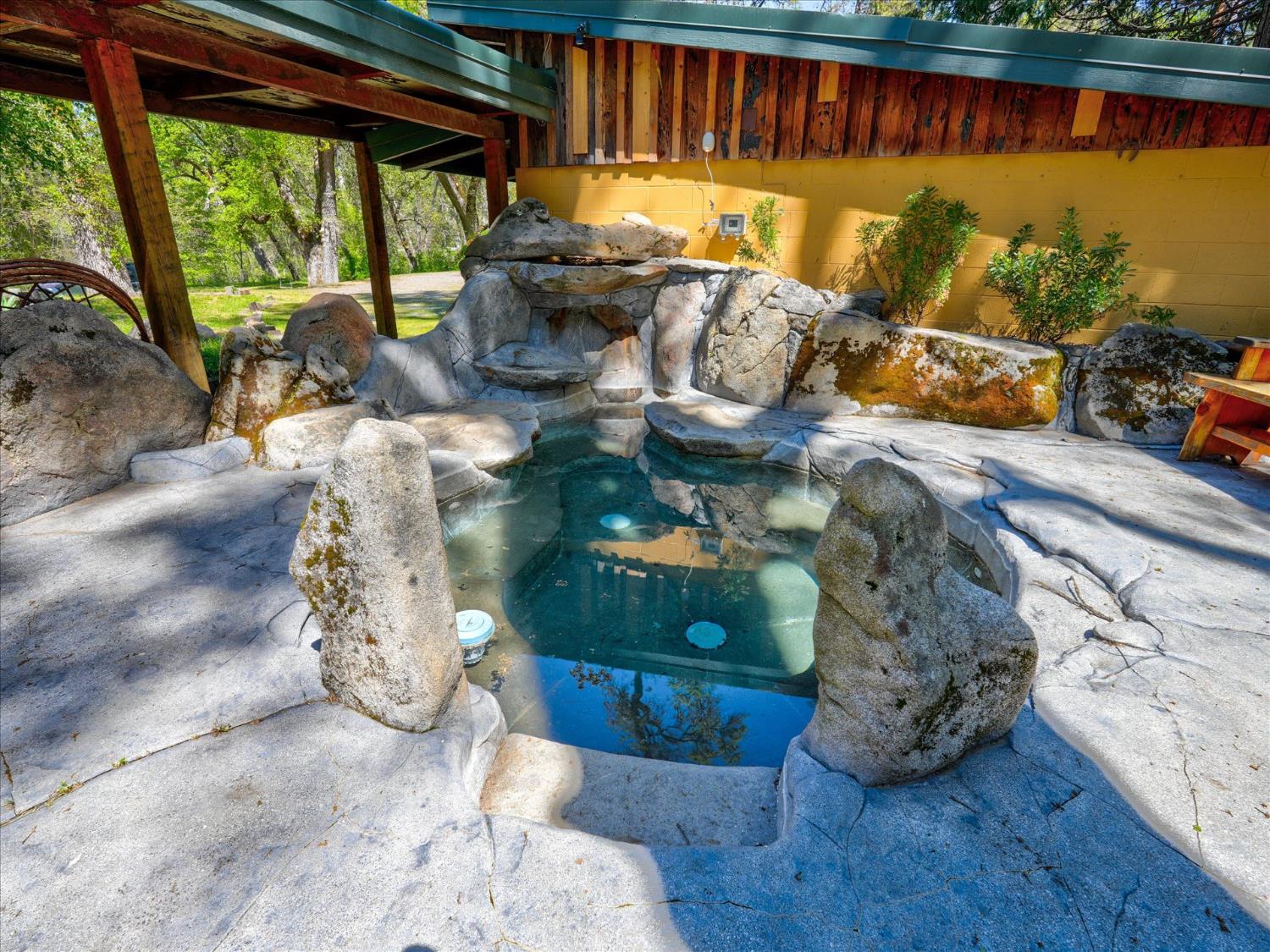 37733 37736 Black Ranch Rd, Oakhurst, CA 93644