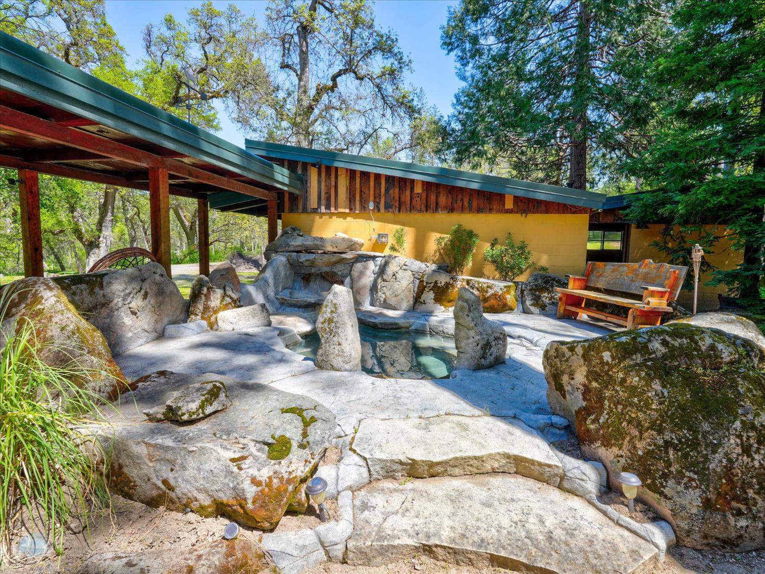 37733 37736 Black Ranch Rd, Oakhurst, CA 93644