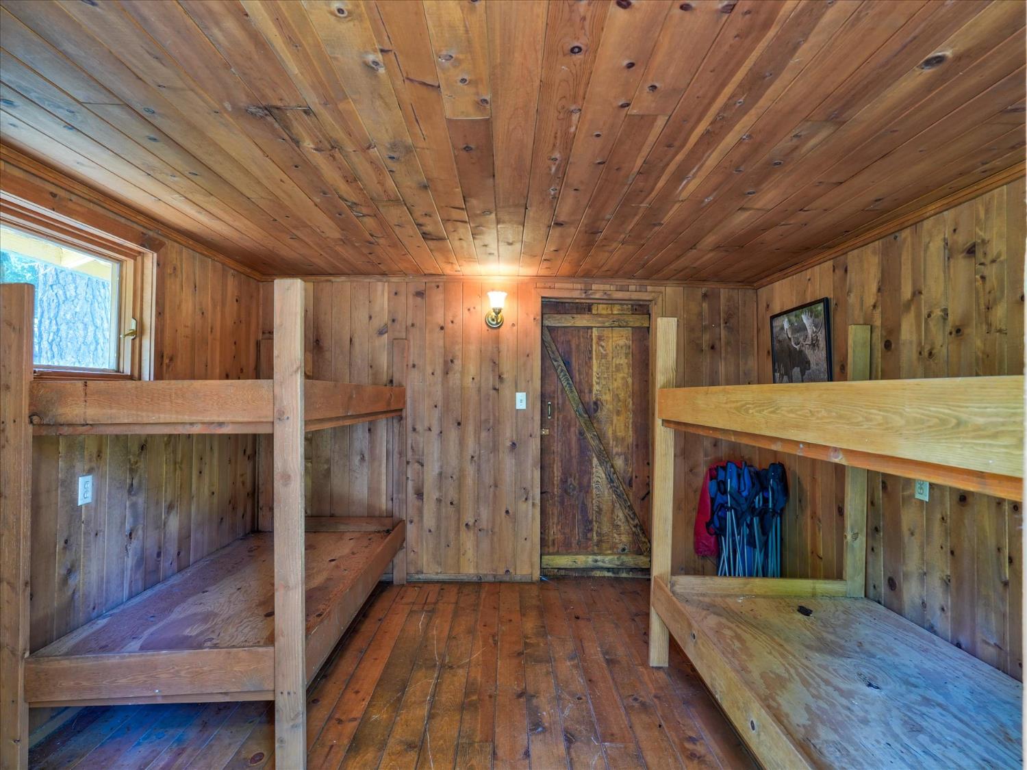 37733 37736 Black Ranch Rd, Oakhurst, CA 93644