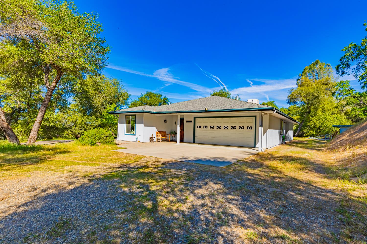 50359 Dovewood Ln, Oakhurst, CA 93644