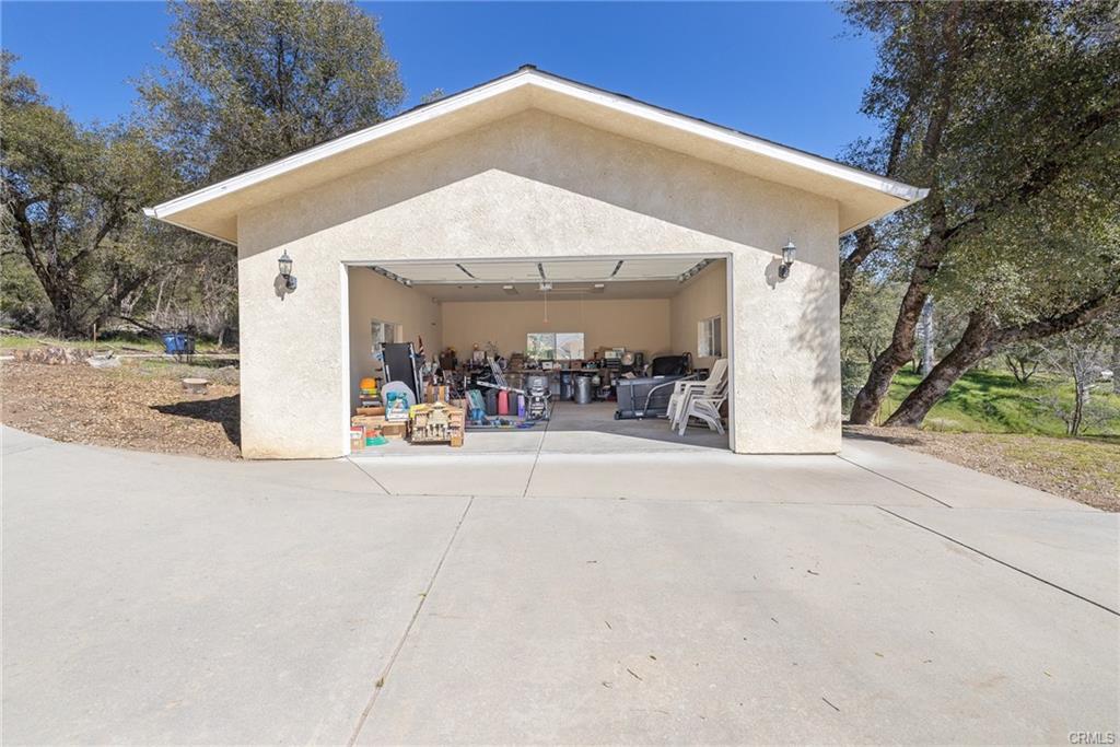 50174 Road 620, Oakhurst, CA 93644