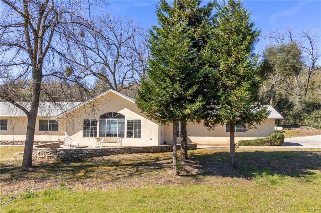 50174 Road 620, Oakhurst, CA 93644