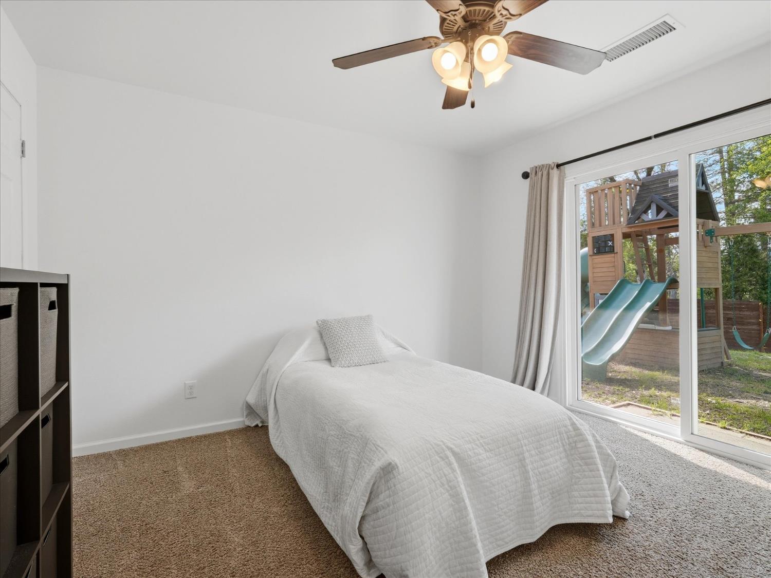 45893 & 45899 Sutton Dr, Oakhurst, CA 93644