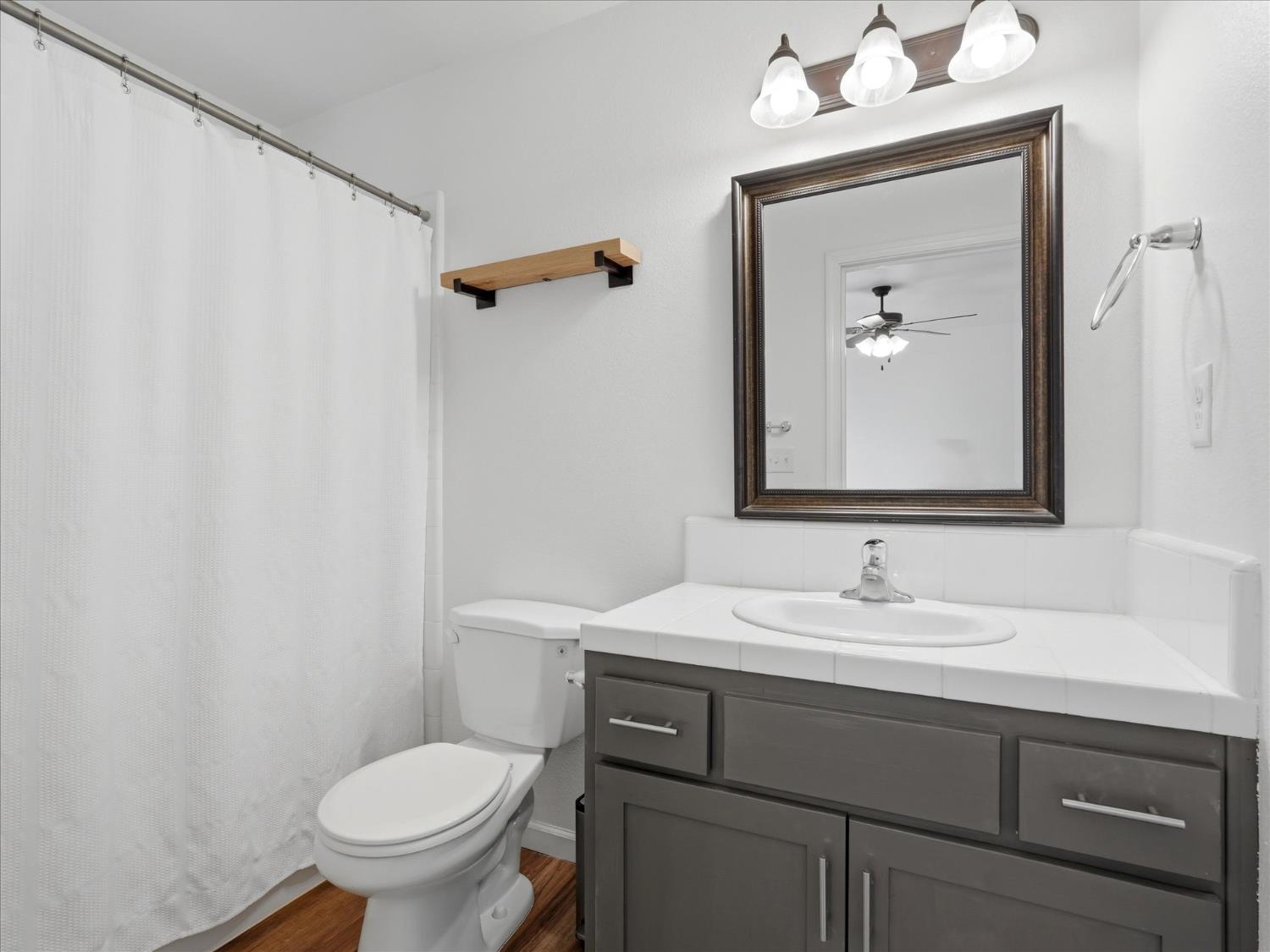 45893 & 45899 Sutton Dr, Oakhurst, CA 93644