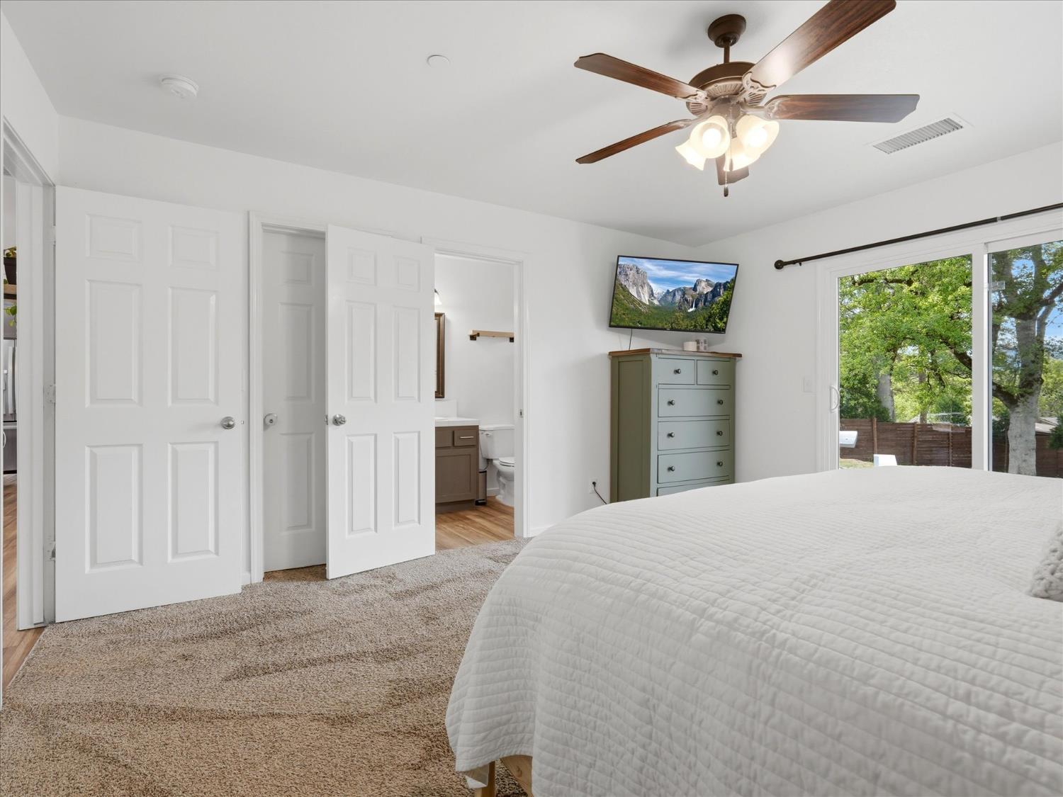 45893 & 45899 Sutton Dr, Oakhurst, CA 93644