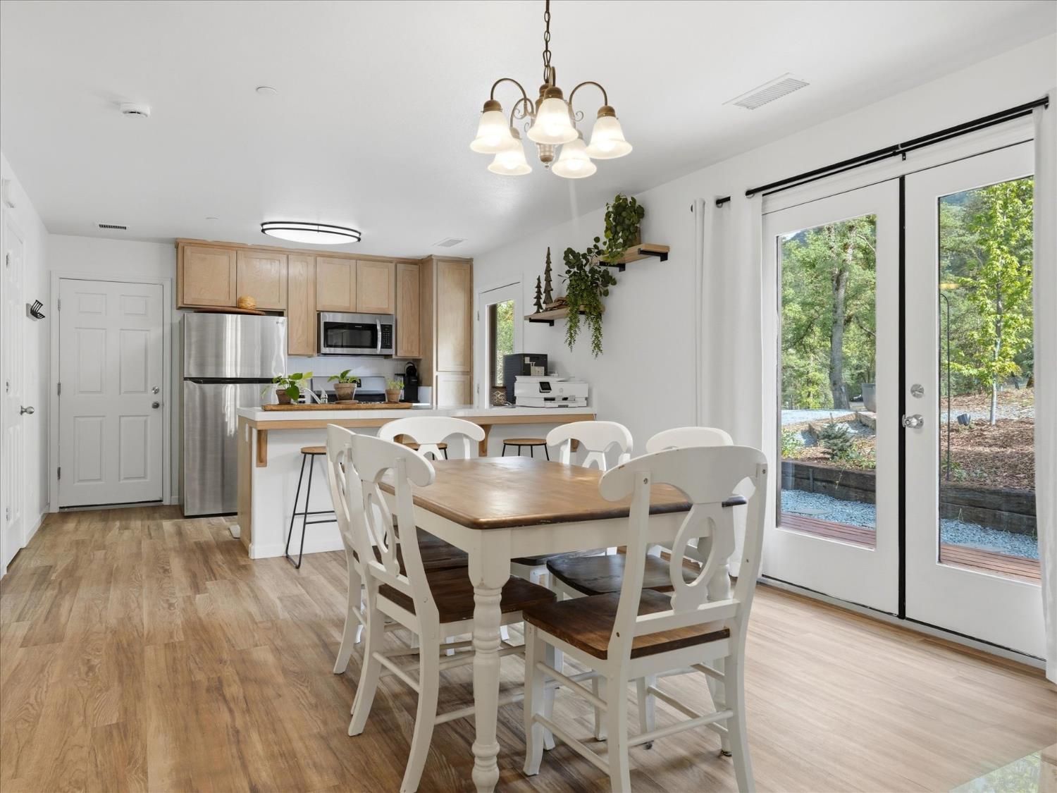 45893 & 45899 Sutton Dr, Oakhurst, CA 93644