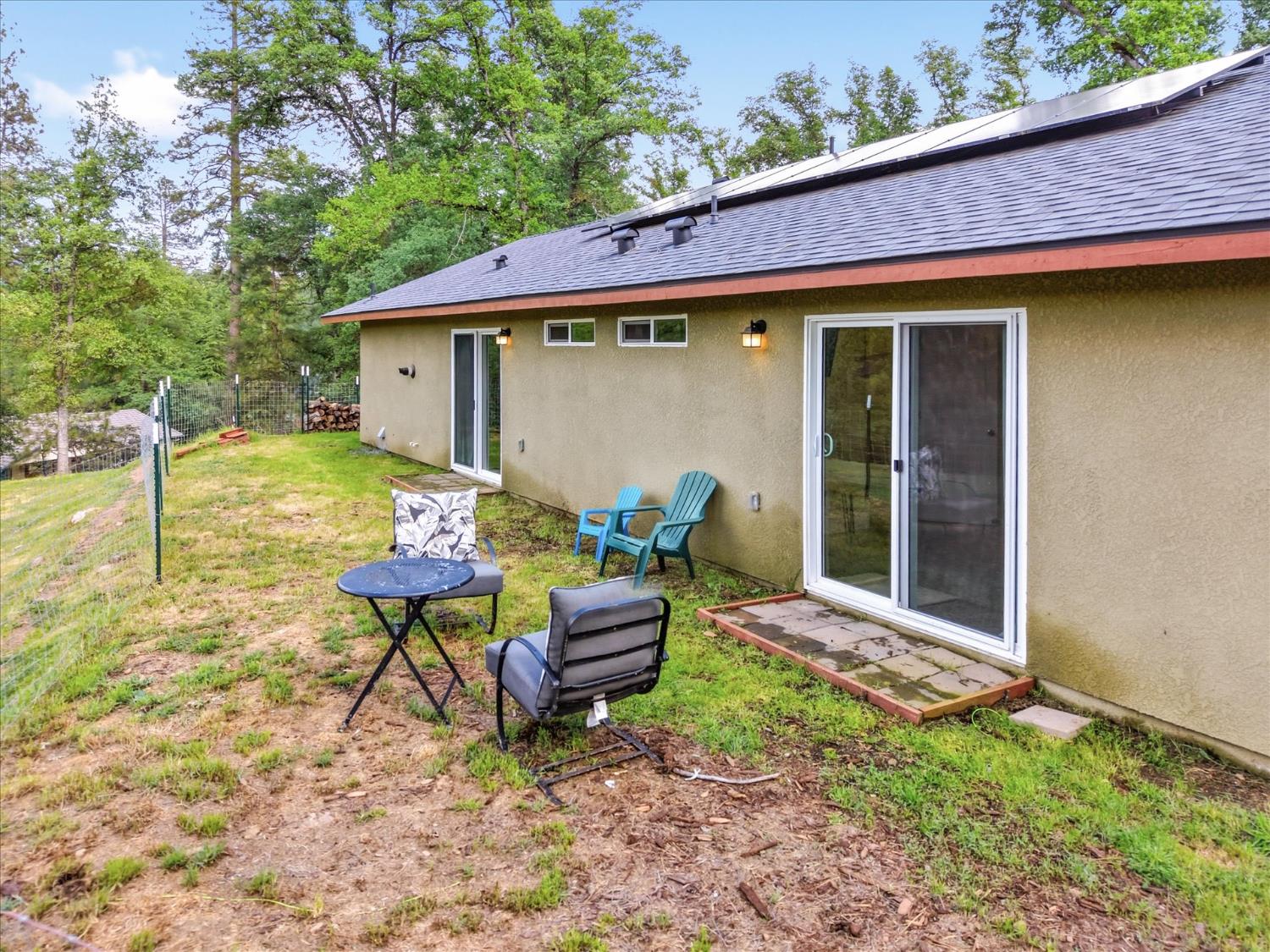 45893 & 45899 Sutton Dr, Oakhurst, CA 93644