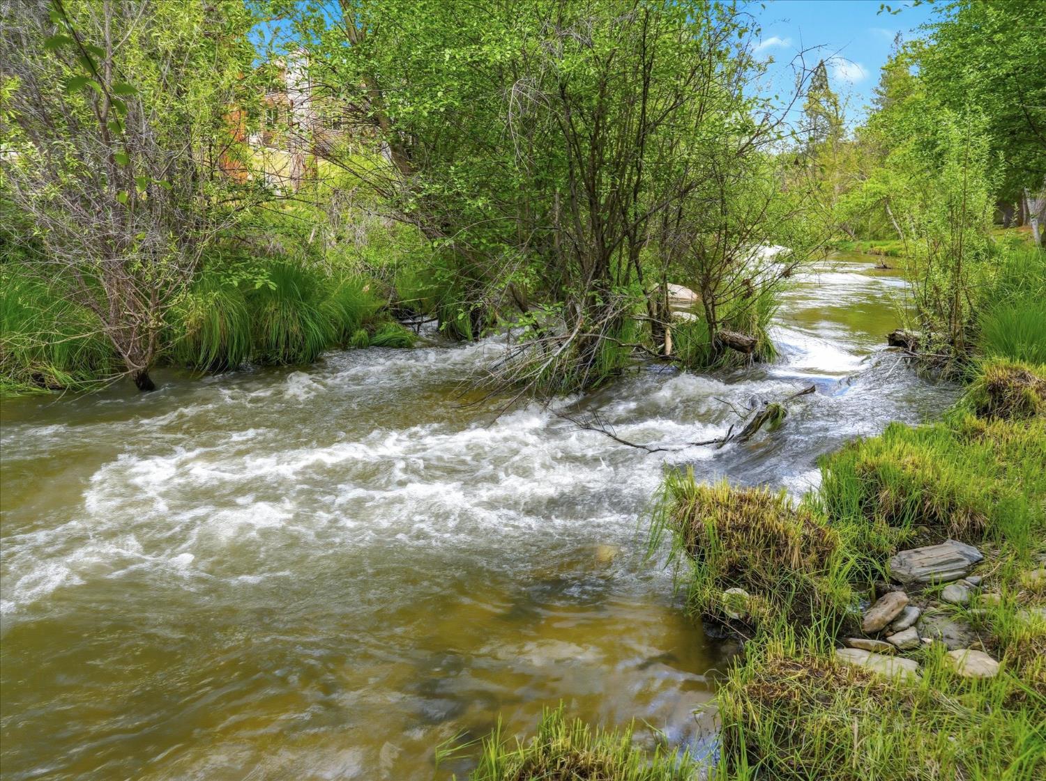 45893 & 45899 Sutton Dr, Oakhurst, CA 93644