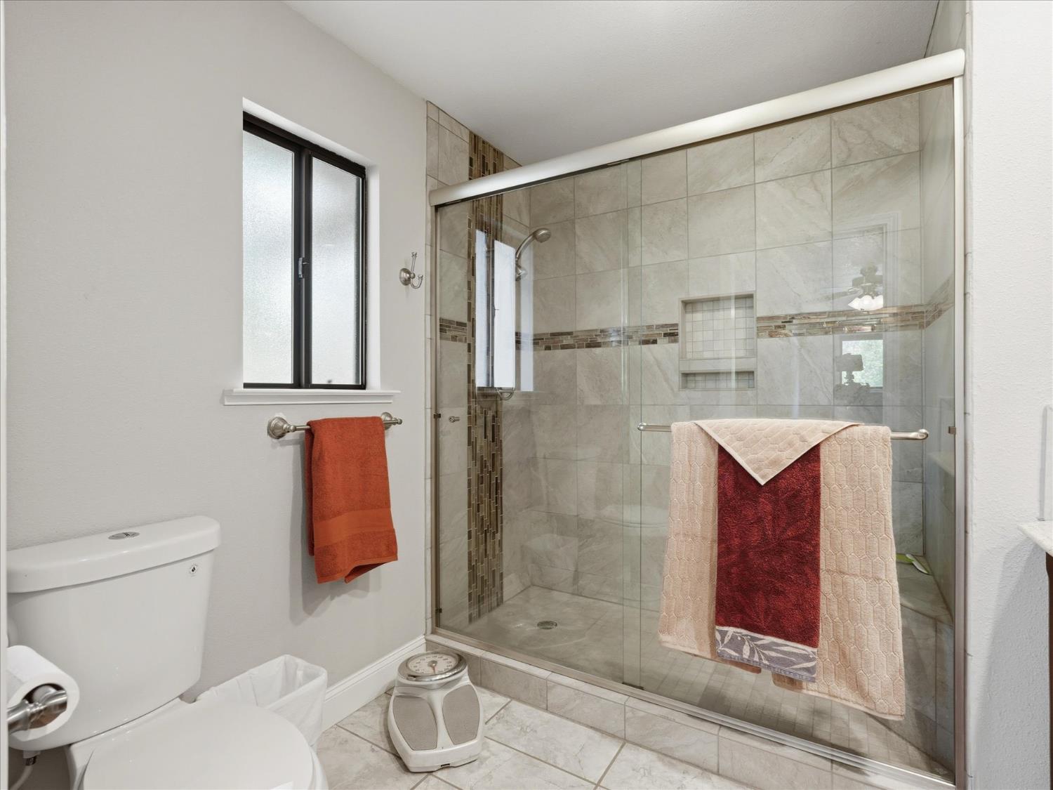 51660 Quail Run Dr, Oakhurst, CA 93644