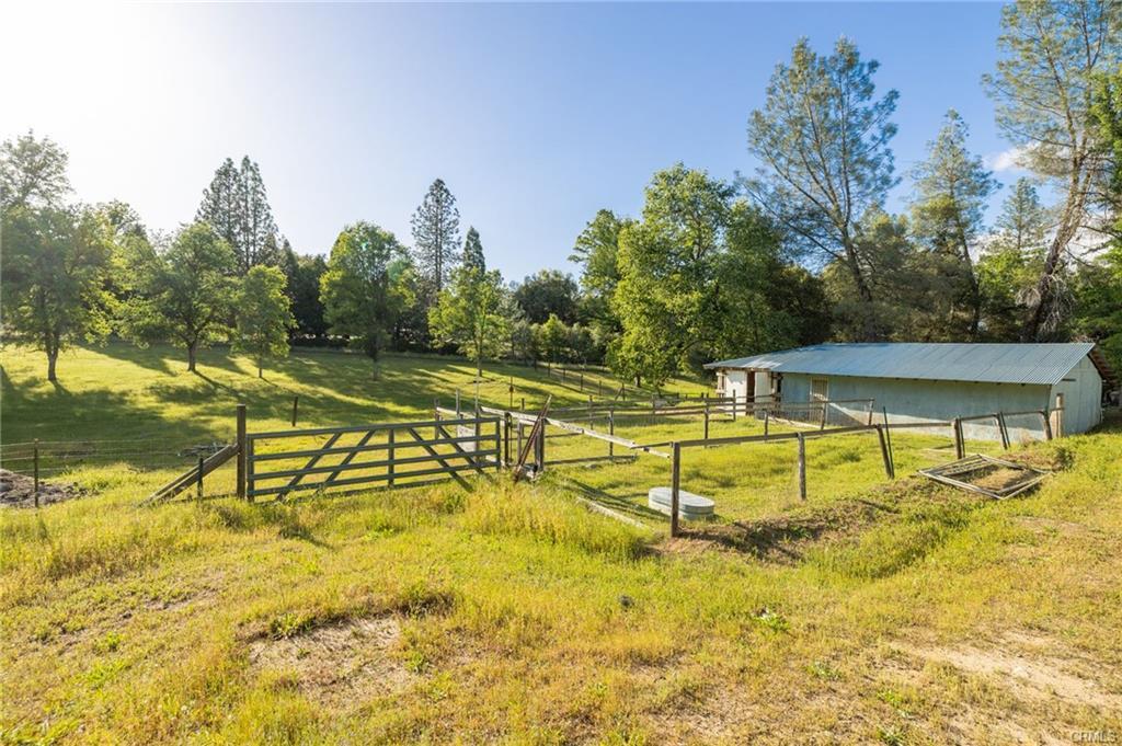 50711 Road 426, Oakhurst, CA 93644