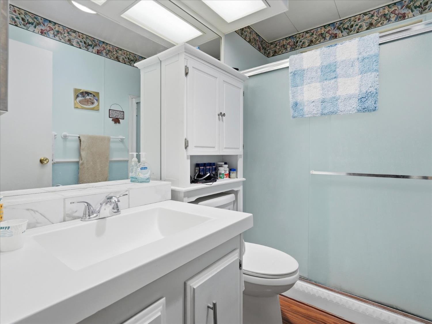 39678 Rd 425B #16, Oakhurst, CA 93644