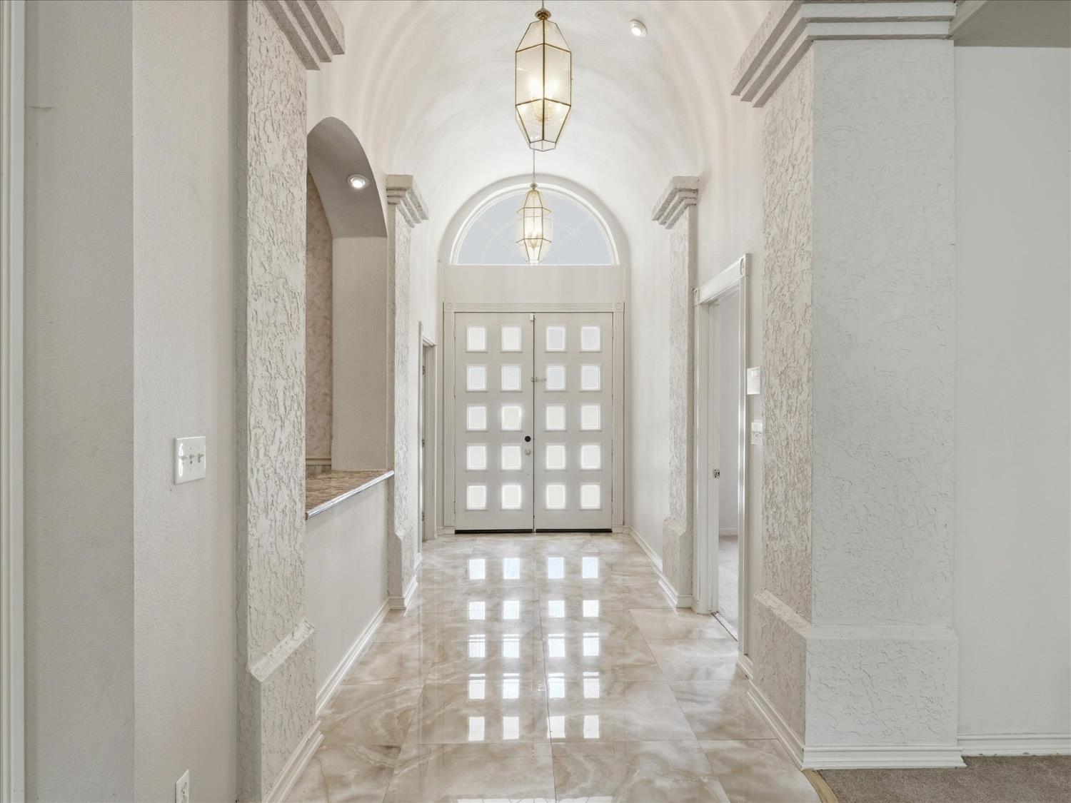 45858 Old Corral Rd, Oakhurst, CA 93614