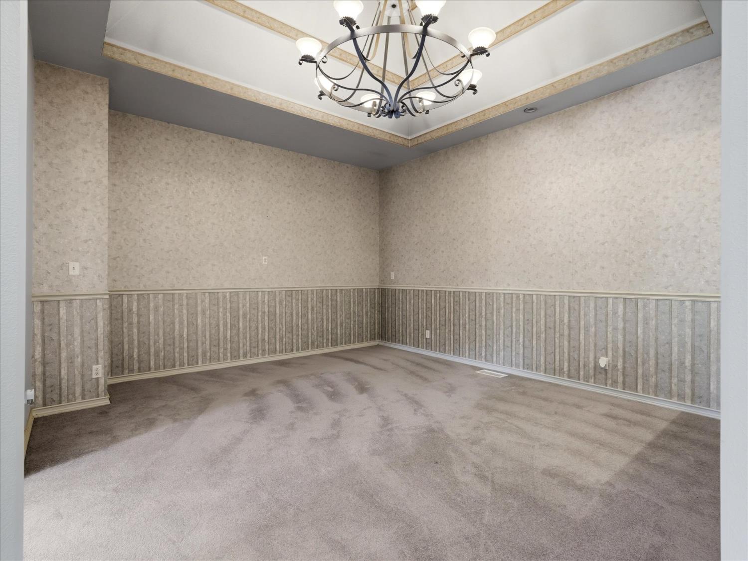 45858 Old Corral Rd, Oakhurst, CA 93614