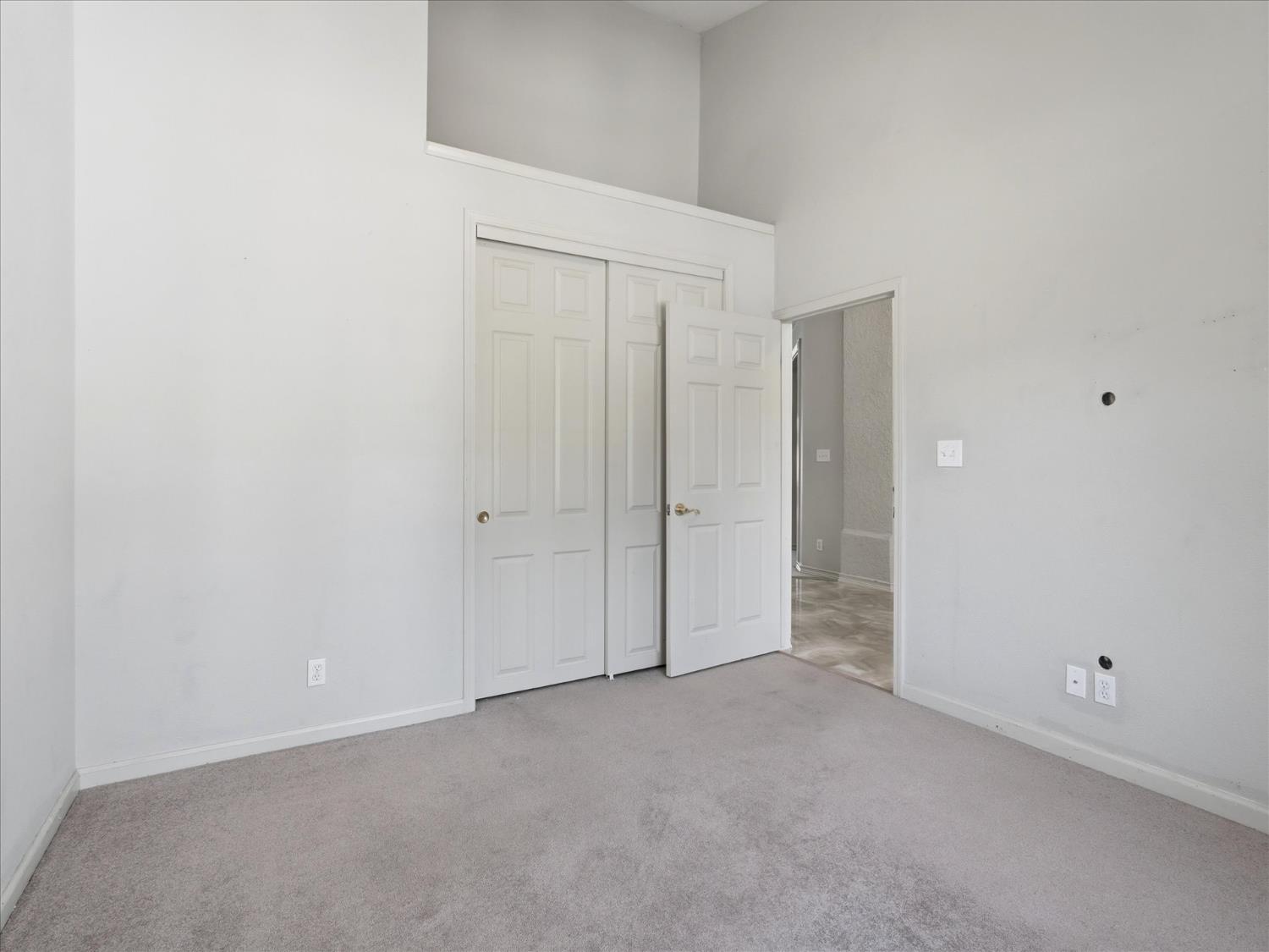 45858 Old Corral Rd, Oakhurst, CA 93614