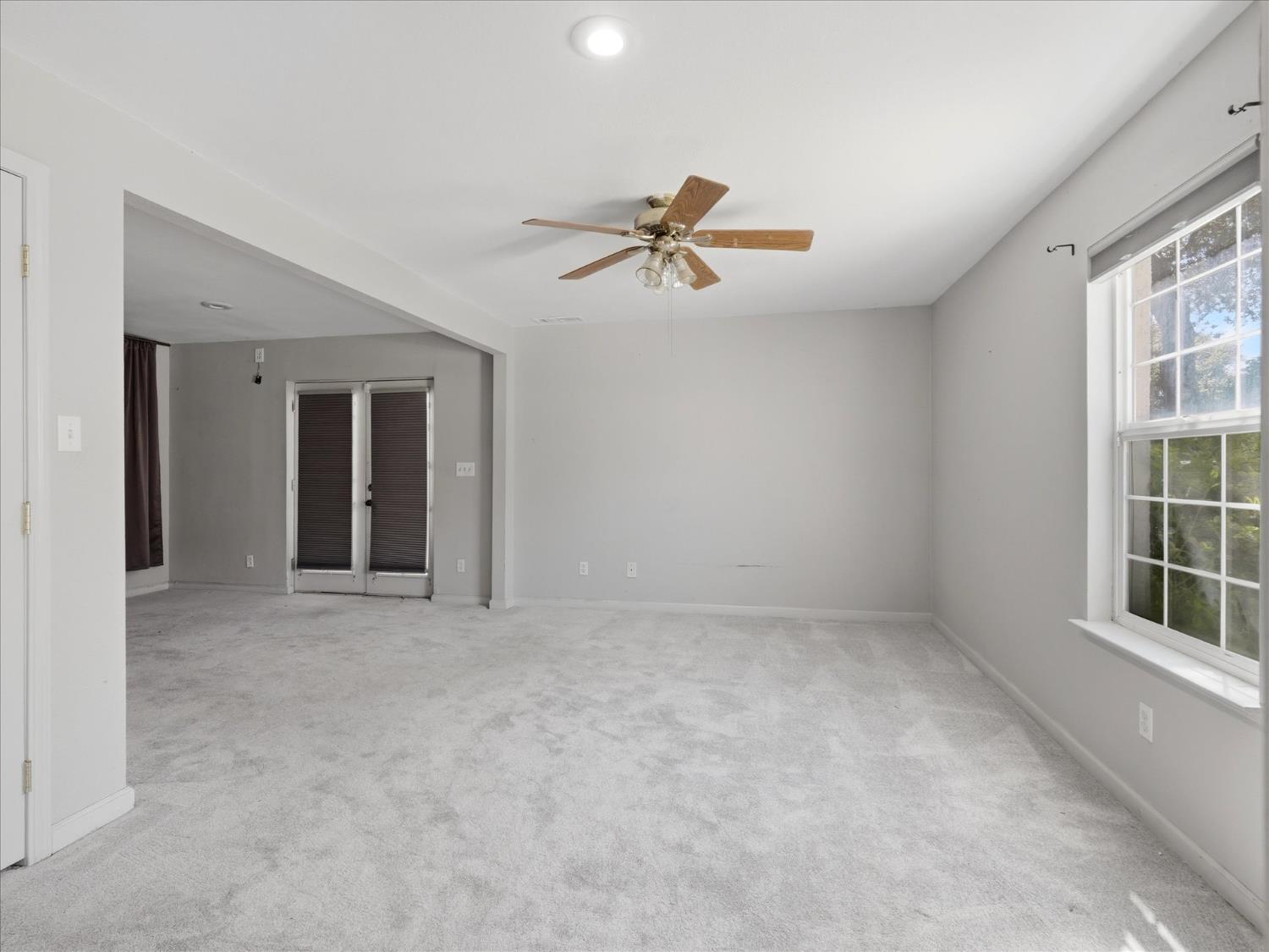 45858 Old Corral Rd, Oakhurst, CA 93614