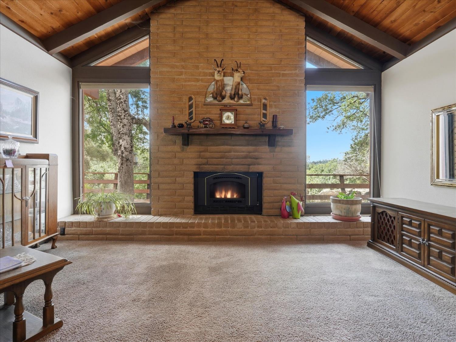 45577 Meadow Brook Way, Coarsegold, CA 93614