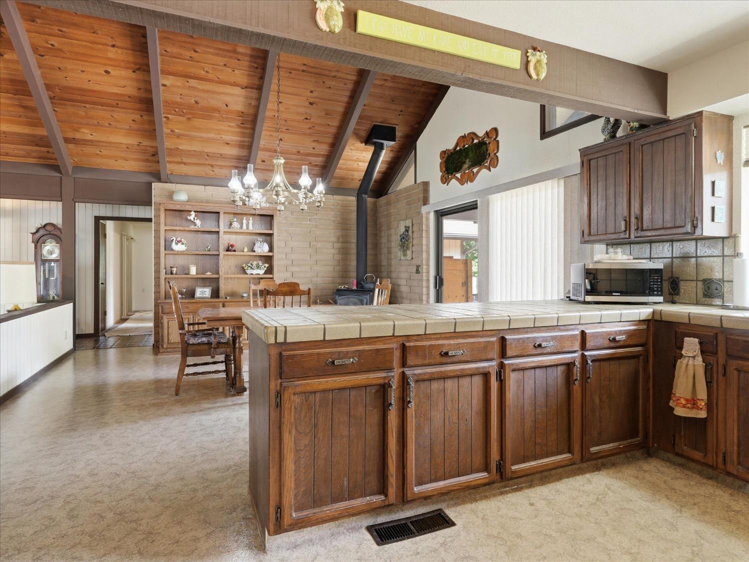 45577 Meadow Brook Way, Coarsegold, CA 93614
