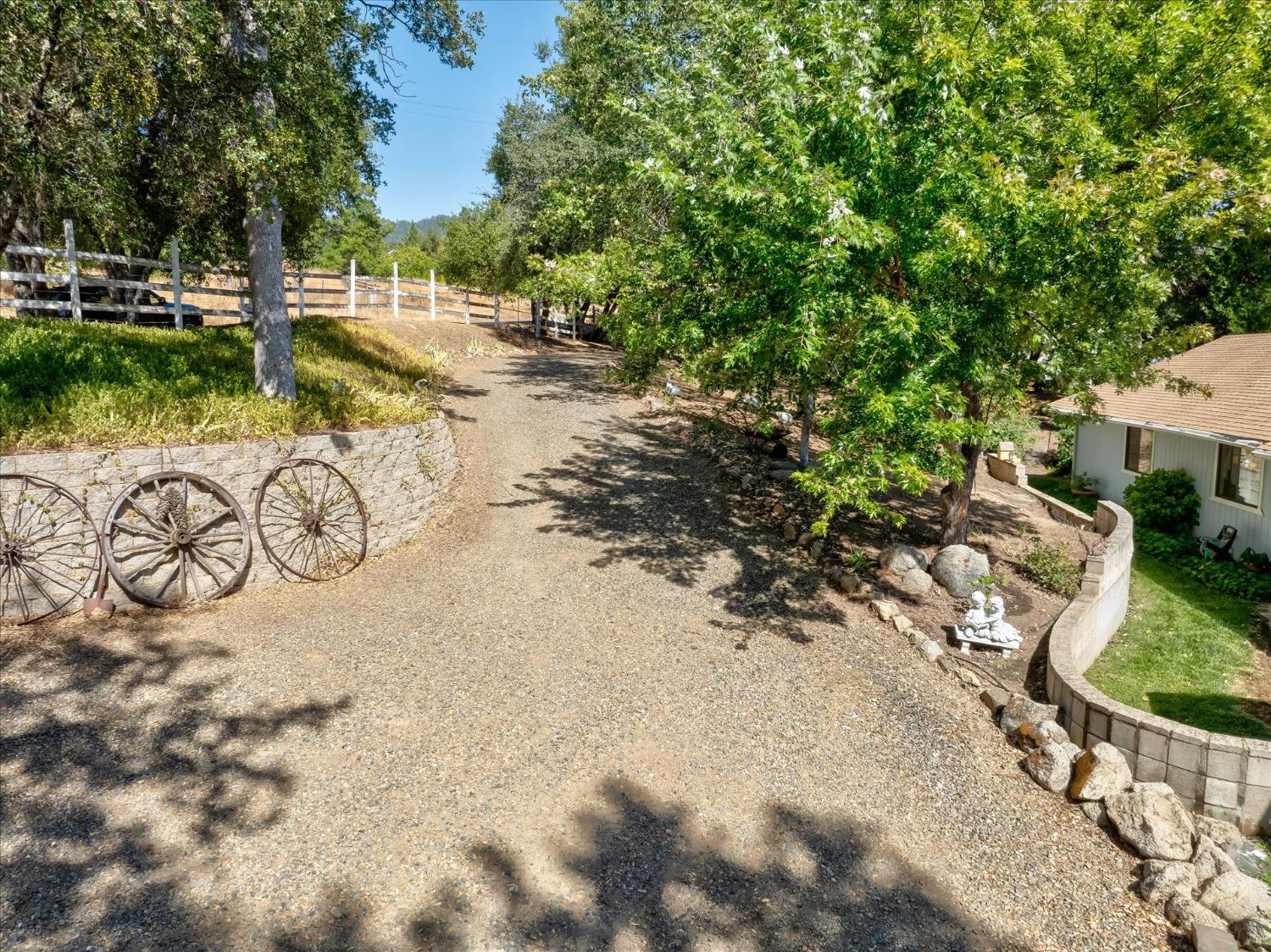 58467 Road 601, Ahwahnee, CA 93601