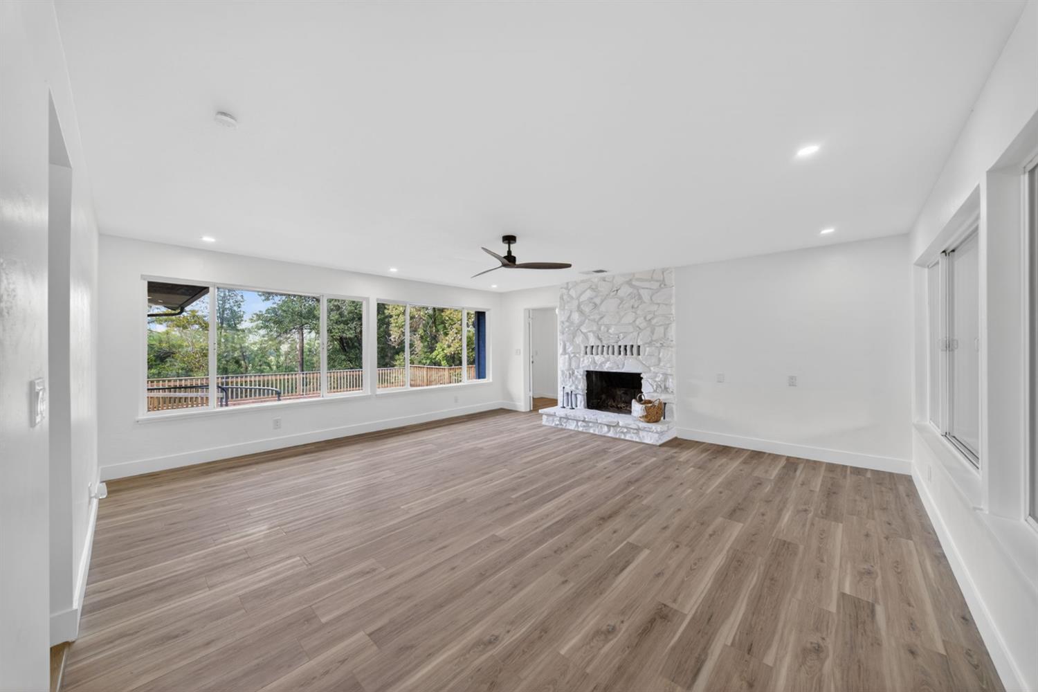 49947 Road 426, Oakhurst, CA 93644