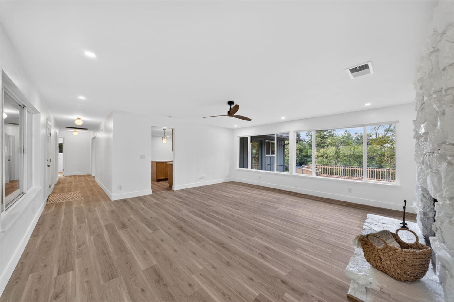 49947 Road 426, Oakhurst, CA 93644