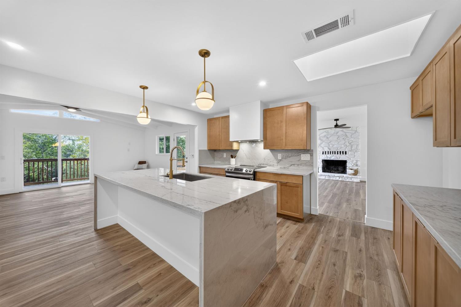 49947 Road 426, Oakhurst, CA 93644