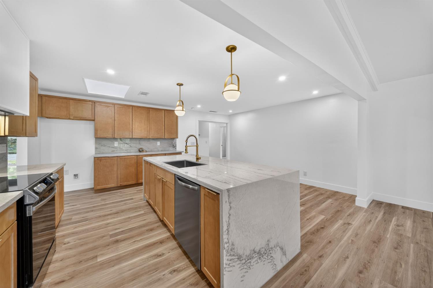 49947 Road 426, Oakhurst, CA 93644