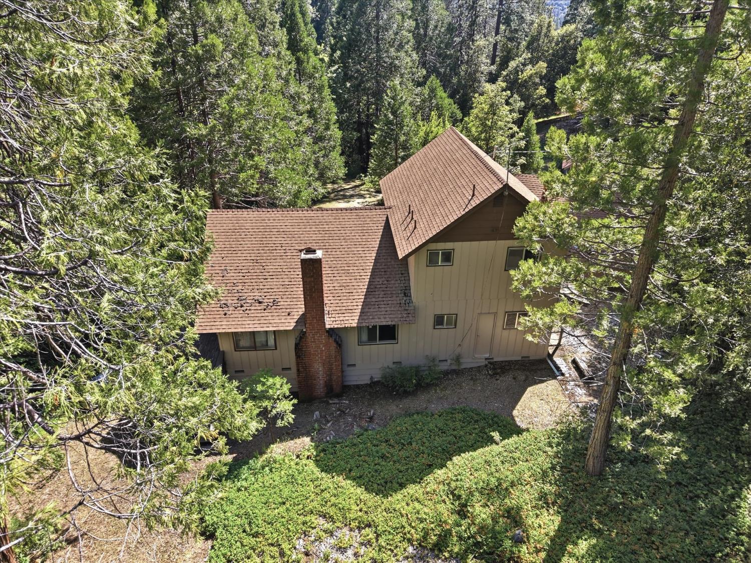 45167 Tolladay Rd, Oakhurst, CA 93654