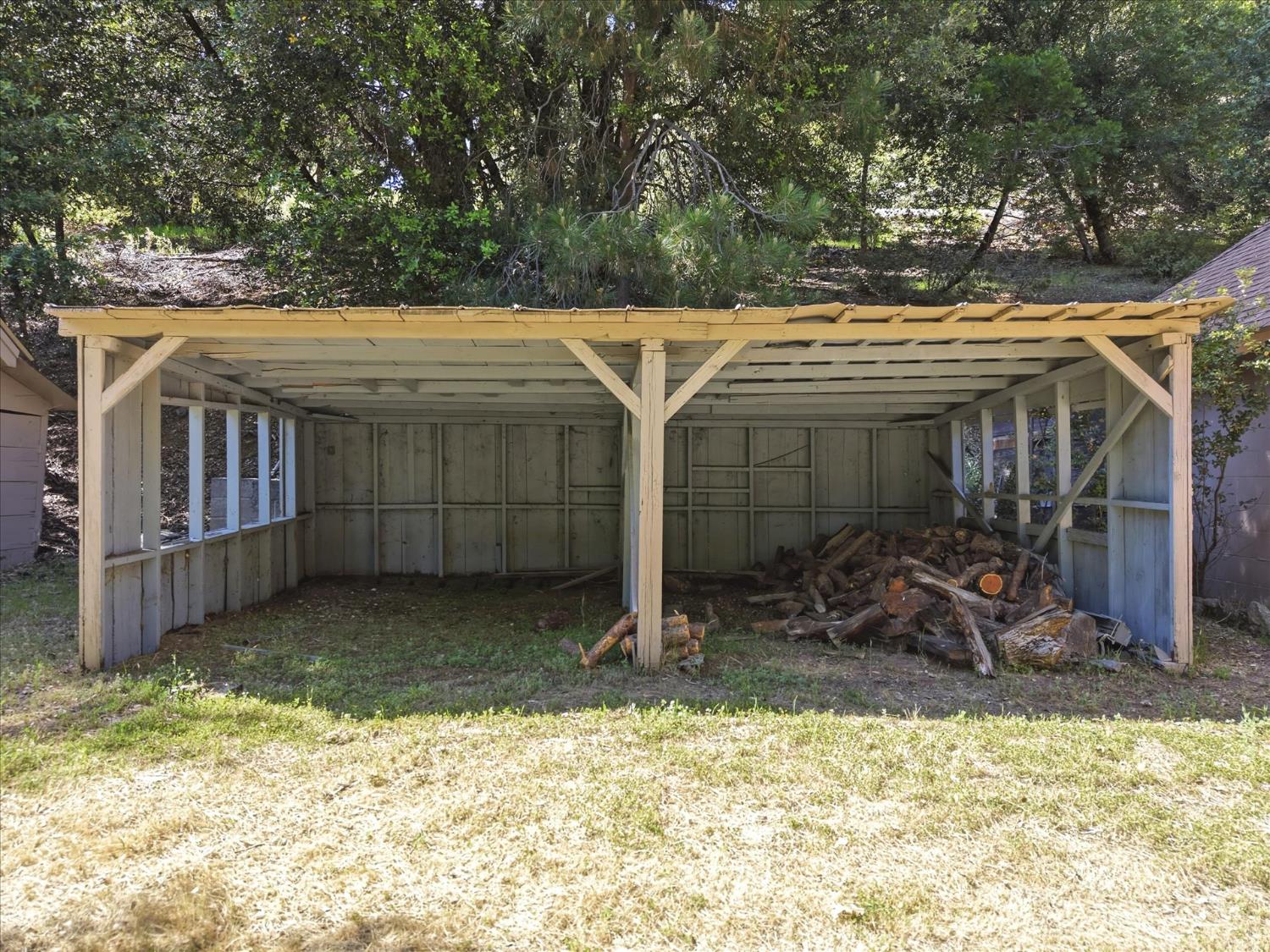 45167 Tolladay Rd, Oakhurst, CA 93654