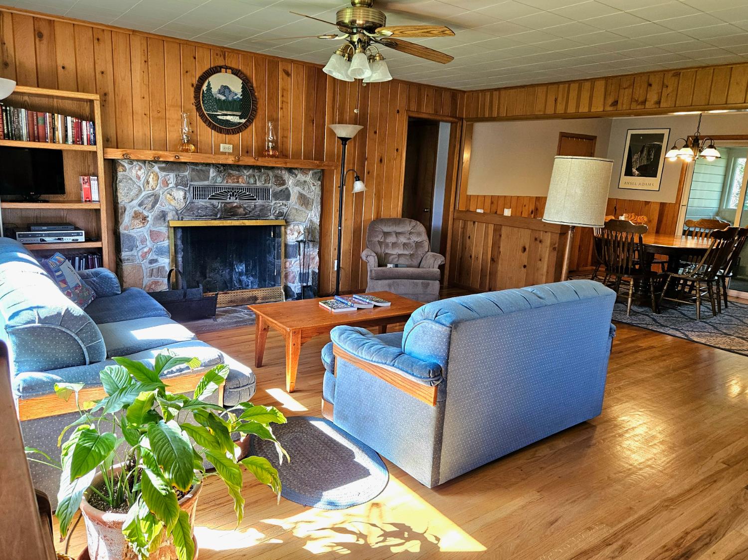 45695 Lauri Lane, Oakhurst, CA 93644