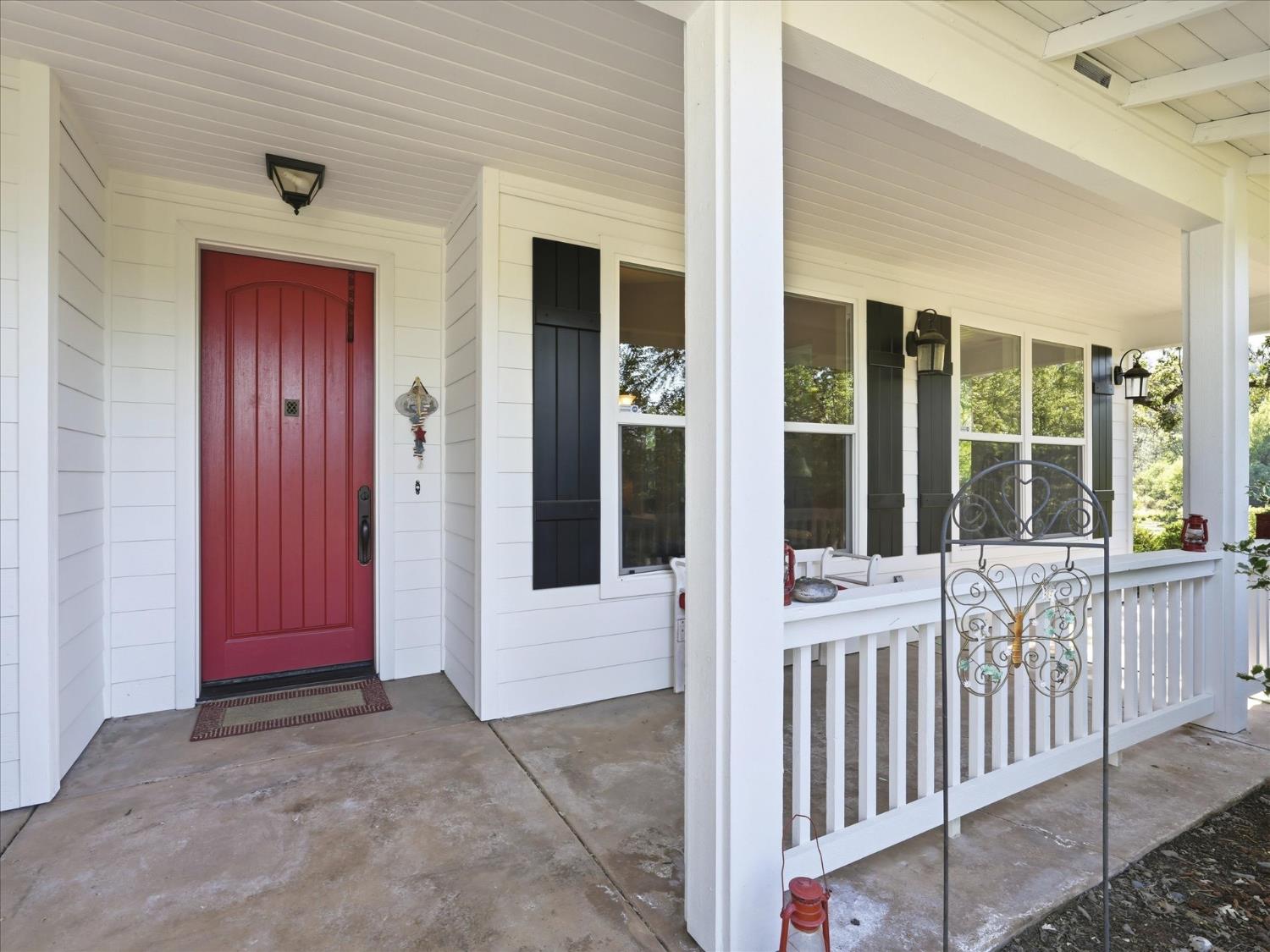 46088 Sutton Dr, Oakhurst, CA 93644