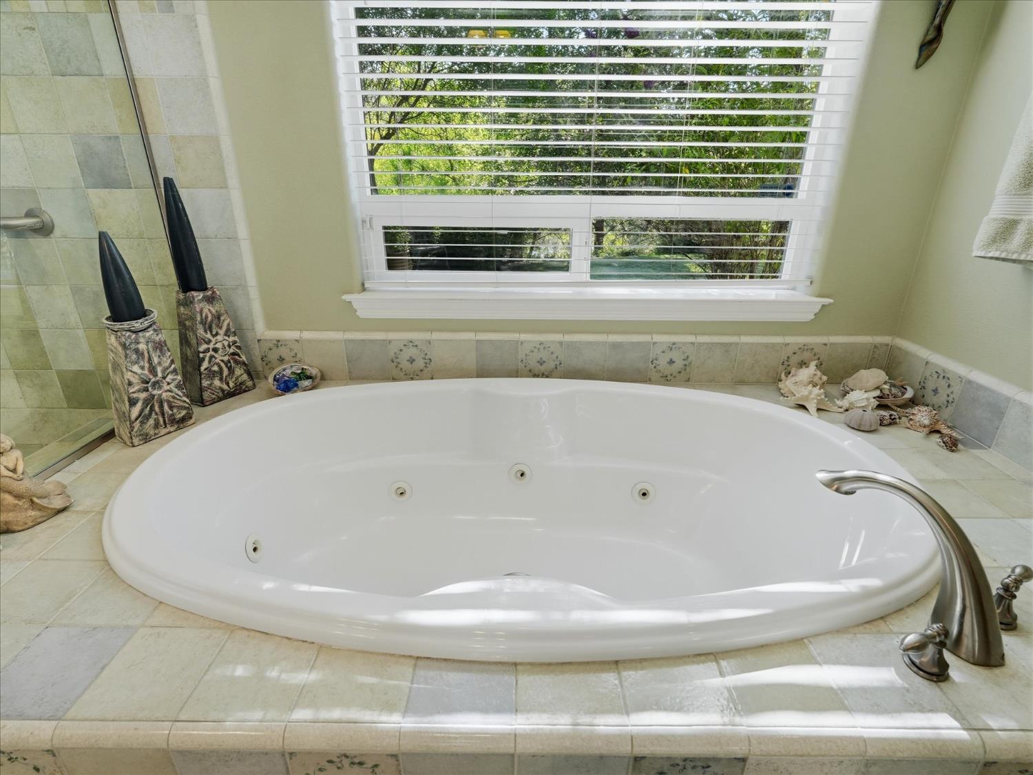 46088 Sutton Dr, Oakhurst, CA 93644