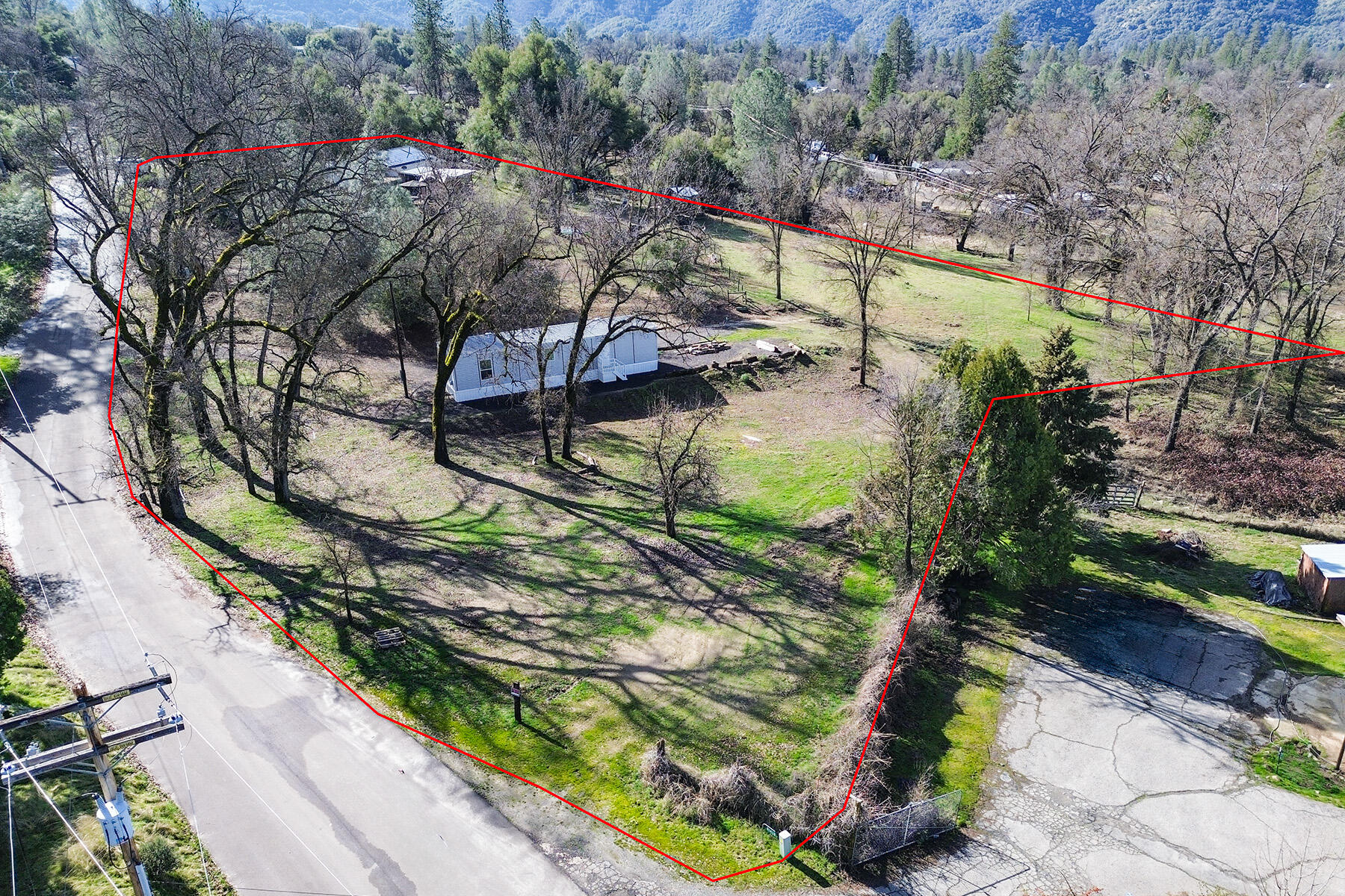 41324 Pamela Pl, Oakhurst, CA 93644
